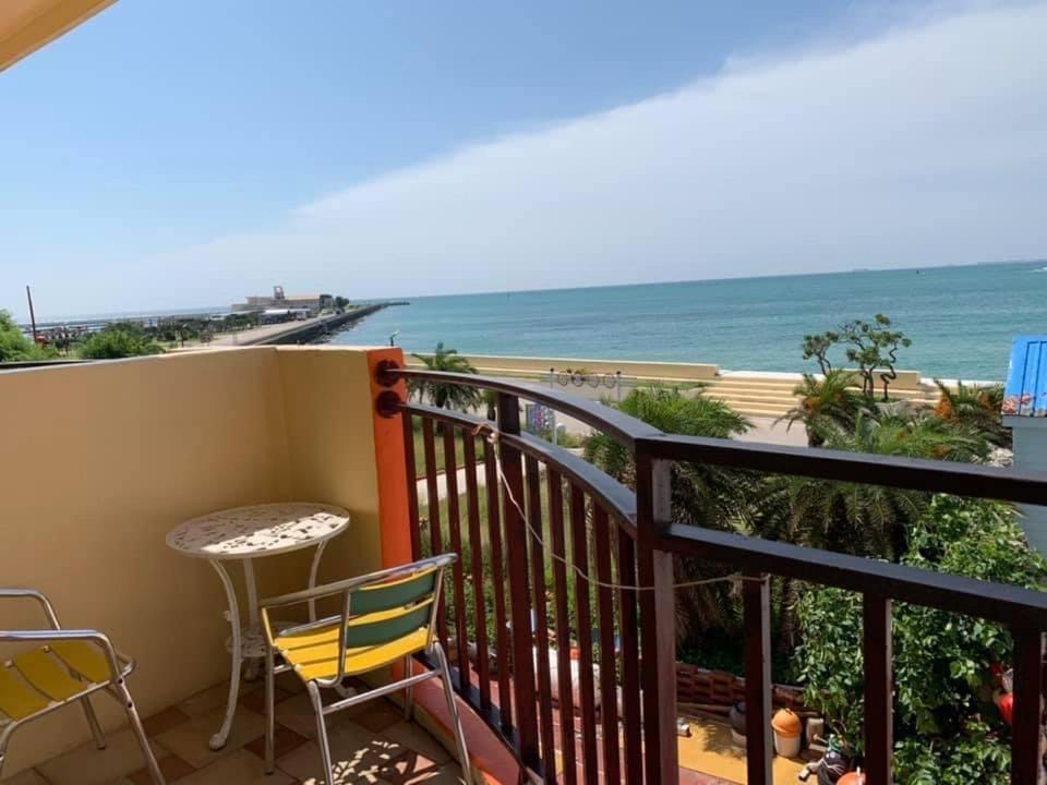 Captain'S Homestay Baisha Екстериор снимка